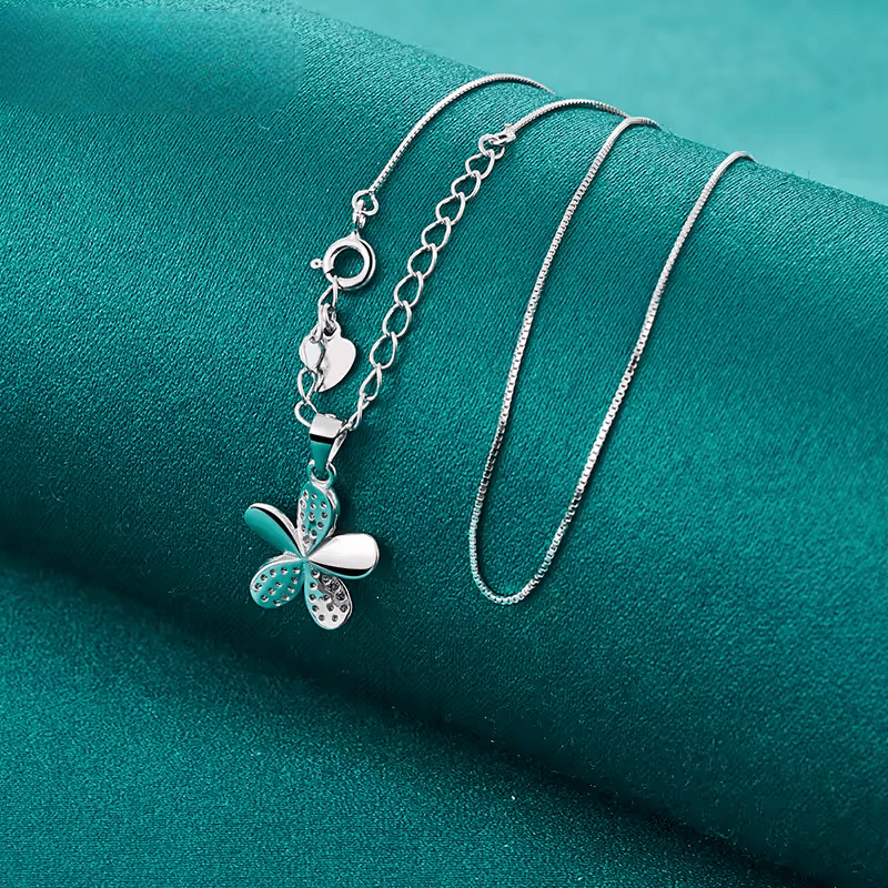 Collar con Colgante de Pétalos y Circonita AAA - Plata 925