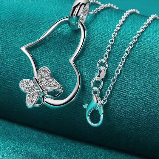 Collar con Mariposa y Corazón - Plata 925