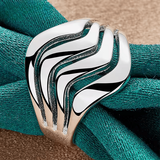 Anillo liso con cuatro lineas - Plata 925
