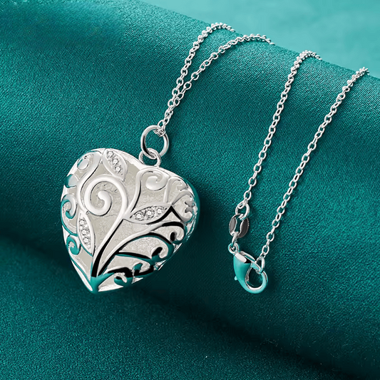 Collar con Dije de Corazón y Circonita AAA - Plata 925