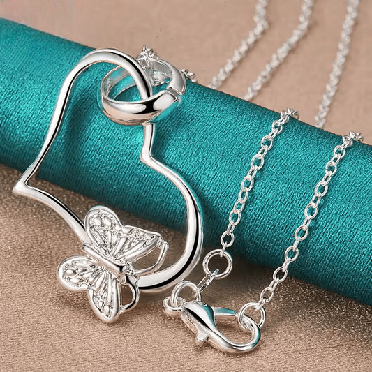 Collar con Mariposa y Corazón - Plata 925
